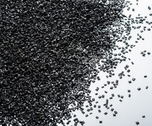 Residual PET material turned into injection molding material