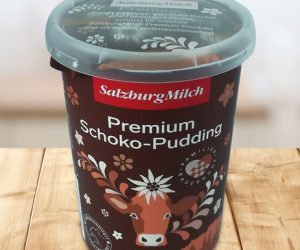 SalzburgMilch offers a reusable option to single-use plastic lids