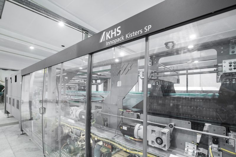 KHS packers now process shrink film made of 100% recyclate