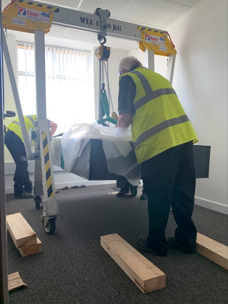 Nova Scientia Installs New Cutting Edge Optical Table