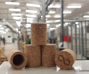 Cork fragrance caps inspired by nature
