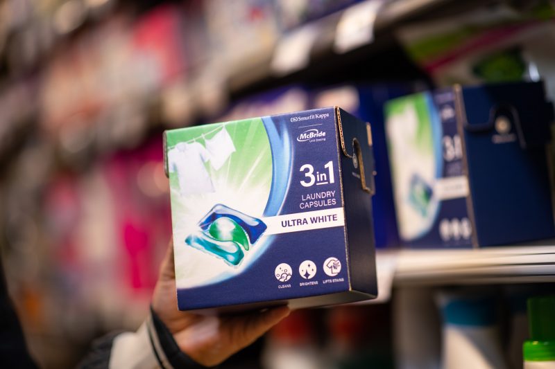 Smurfit Kappa develops its first paper-based child-lock box for laundry pods
