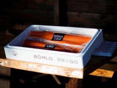 Fresh salmon packed with Styropor® Ccycled™