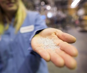 Eastman to invest up to $1 billion to accelerate circular economy through building world’s largest molecular plastics recycling facility in France