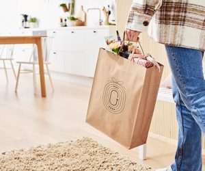 Stora Enso introduces renewable high-strength material for shopping and takeaway bags