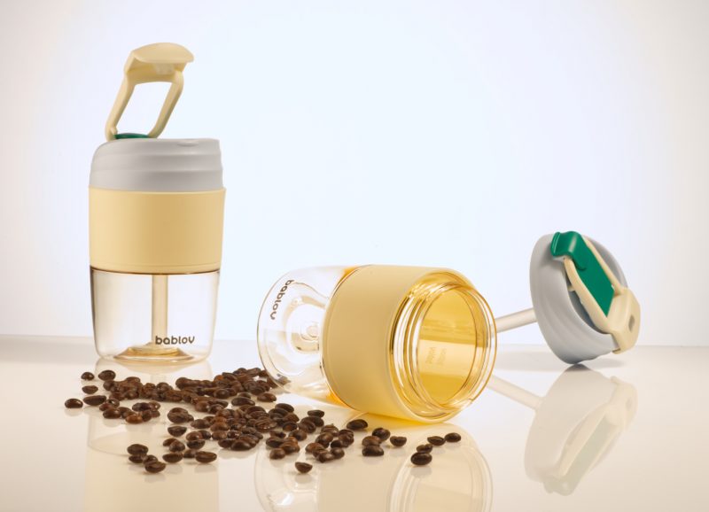 Reusable to-go mugs made of Ultrason® for a sustainable lifestyle