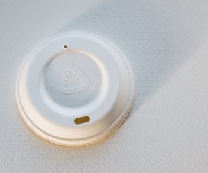 PulPac and HSMG presents fiber-based alternative that makes plastic coffee lids obsolete