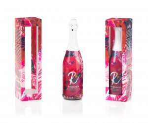 Non-alcoholic sparkling drink in responsible packaging