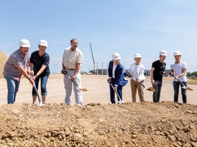 Ground-breaking ceremony for state-of-the-art corrugated sheetfeeder plant in south-west Germany
